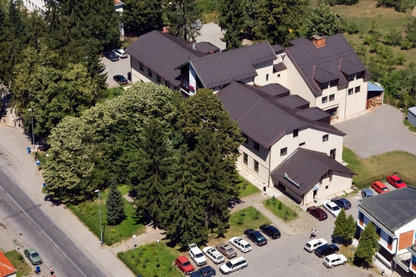 Hotel Komovi (Berane)